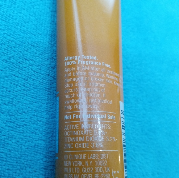 ***NEW***CLINIQUE Super defense City Block face protector - Picture 2 of 2